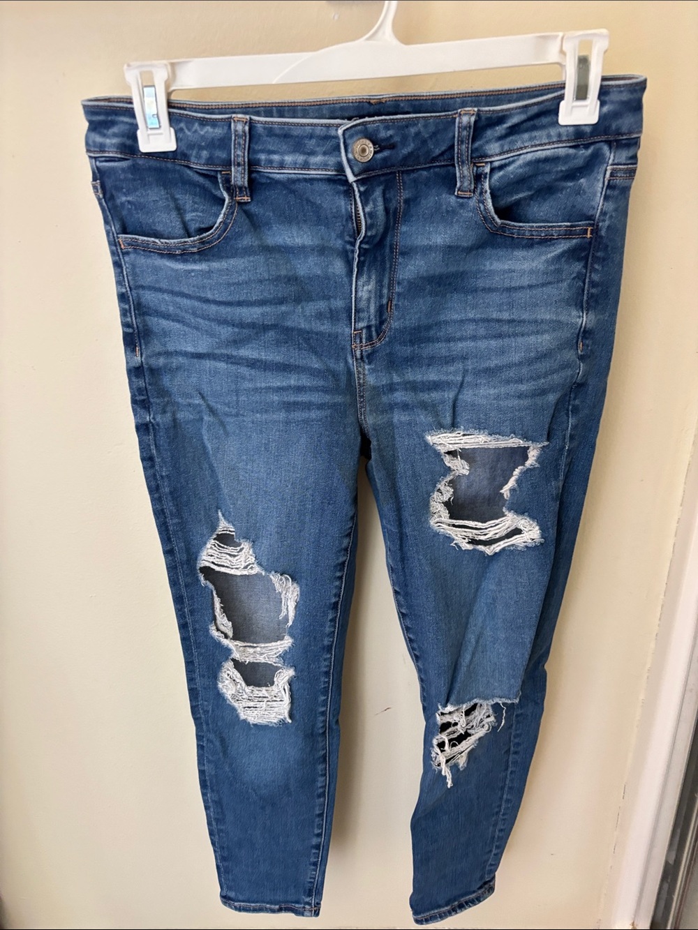 American Eagle Outfitters Blue Distressed Skinny Jeans